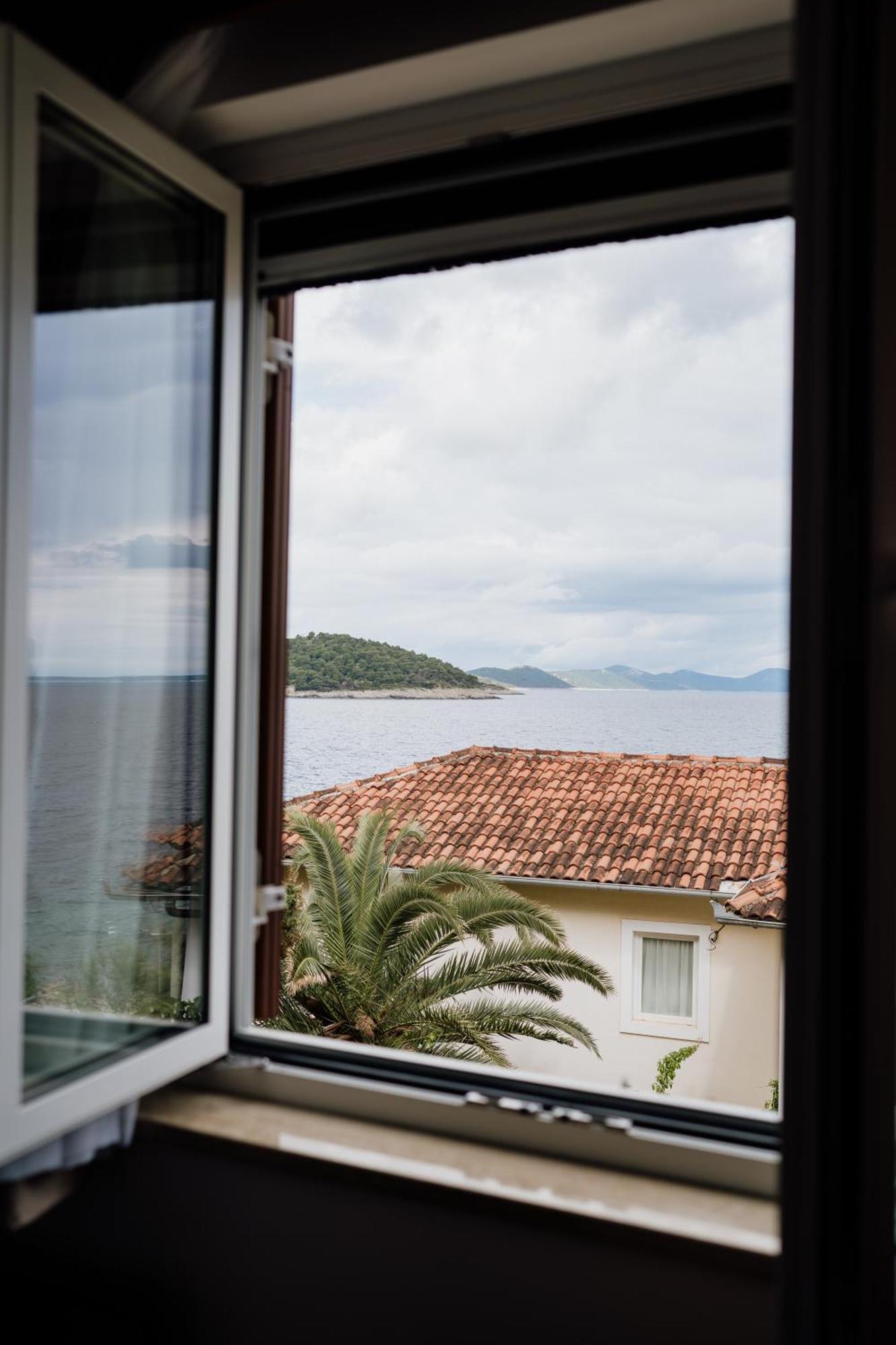 Apartmaji Punta Veli Lošinj Exterior foto