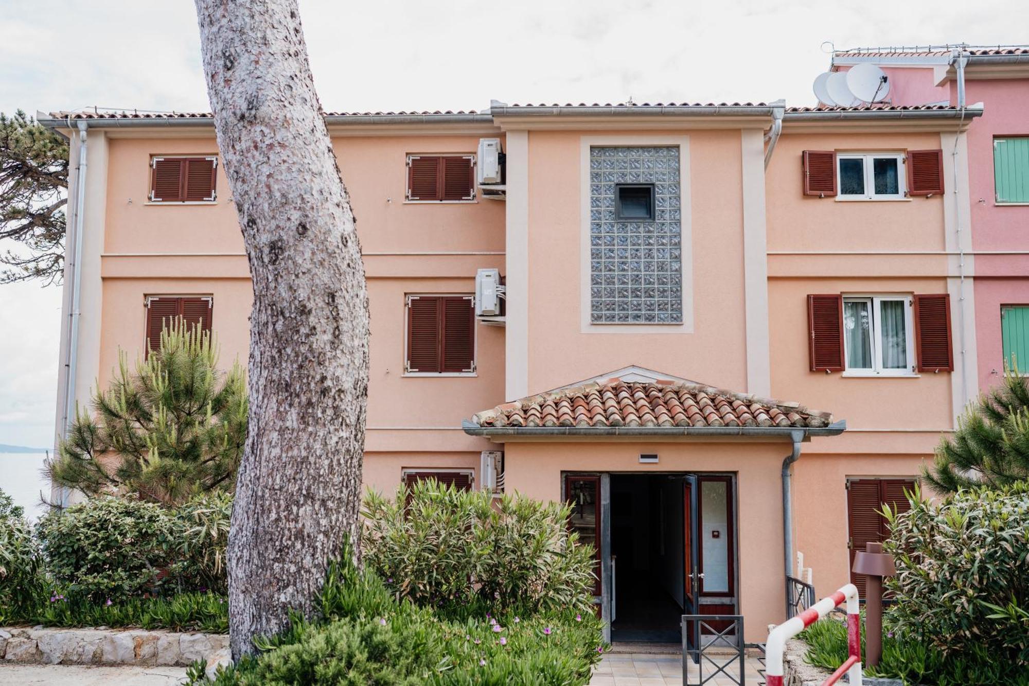 Apartmaji Punta Veli Lošinj Exterior foto
